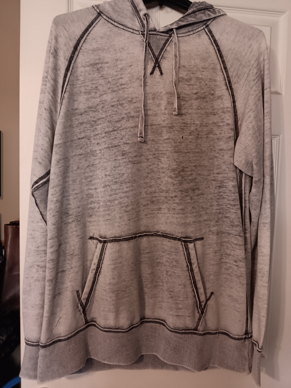 Hooded Pullover Sweatshirt - Light Gray